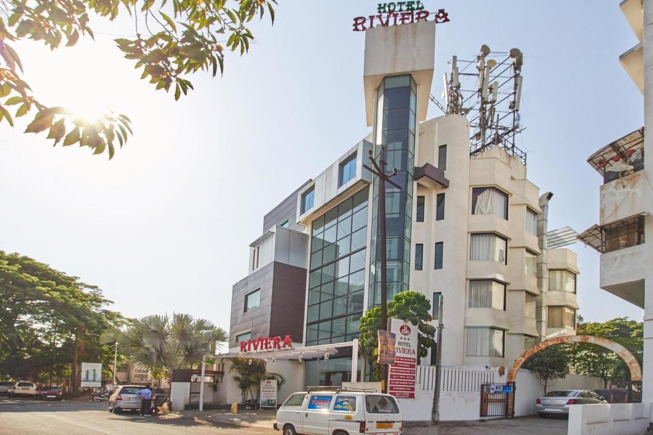 Oyo 10672 Hotel Riviera ناسيك المظهر الخارجي الصورة